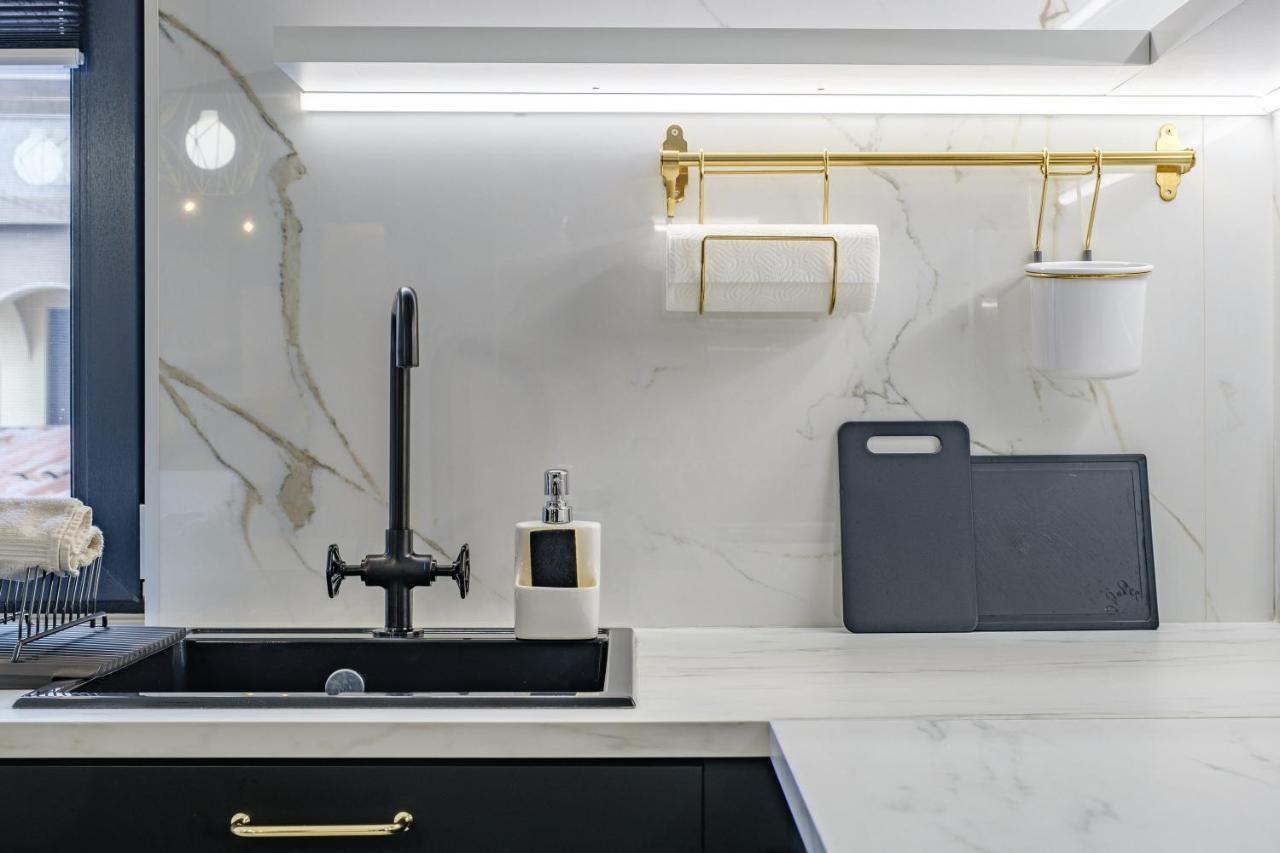 Golden Black Burgas City Exterior foto